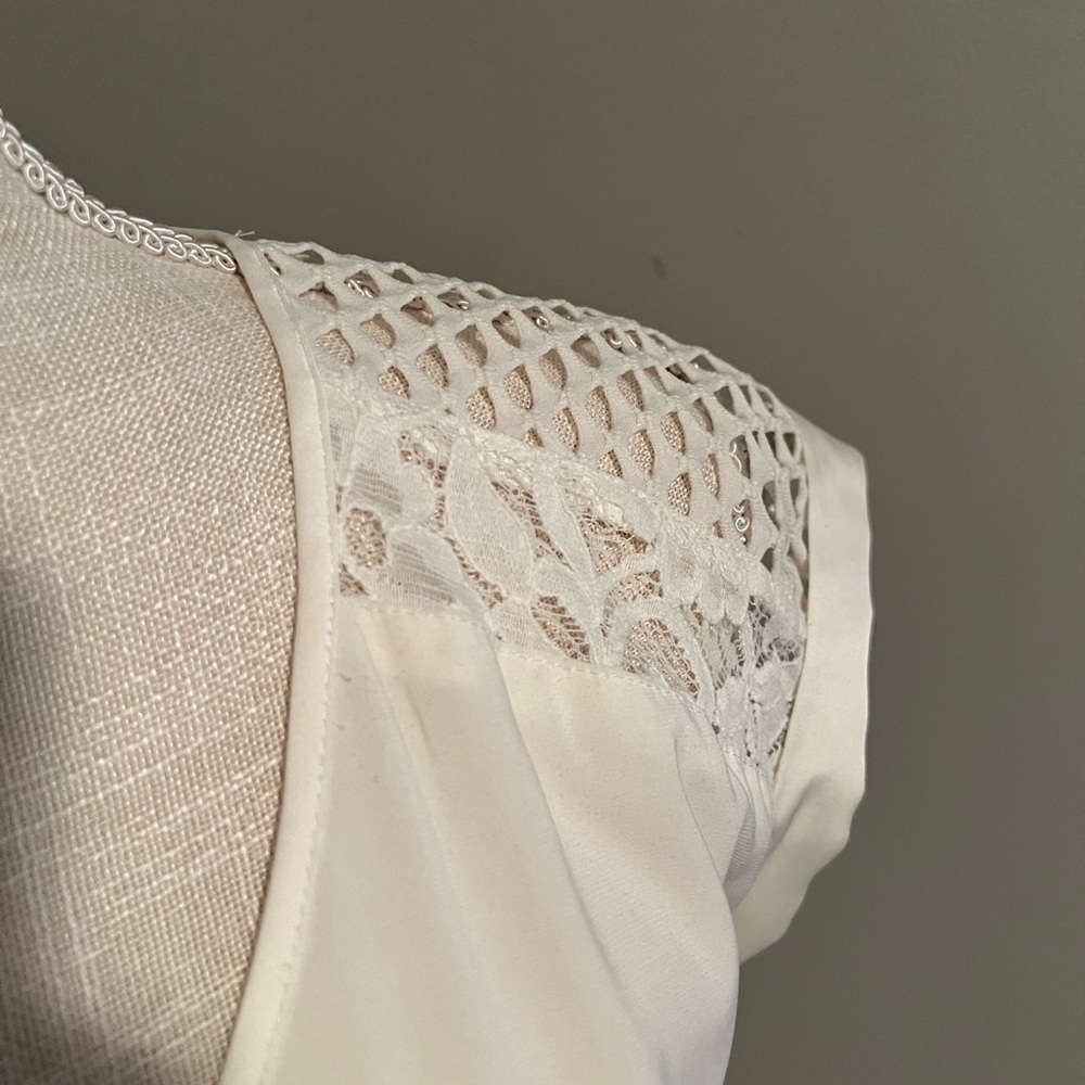 Express Blouse - Picture 3 of 4